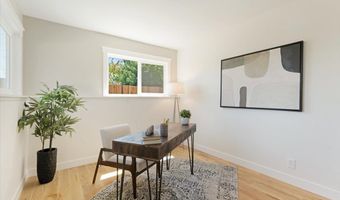 806 Clubhouse Dr, Aptos, CA 95003