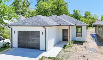 1106 S Stockton St, Ada, OK 74820