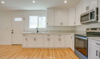 856 W 47th St, Los Angeles, CA 90037