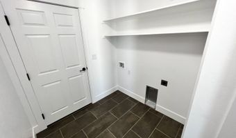 1715 Opal Dr, Elko, NV 89801