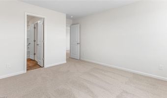 1006 Slingshot Ct, Archdale, NC 27263