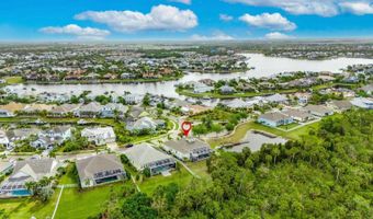 706 Manns Harbor Dr, Apollo Beach, FL 33572