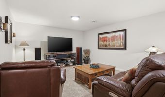 19229 Chuck Wagon Cir, Belle Fourche, SD 57717