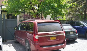 63 S Lake Ave, Albany, NY 12203