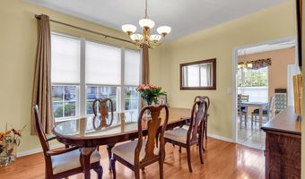 143 Sylvan Lake Blvd, Bayville, NJ 08721
