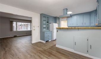 1124 Parkhill Dr, Billings, MT 59102