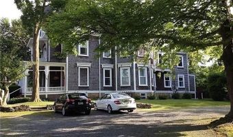 65 Merton Rd 6, Newport, RI 02840