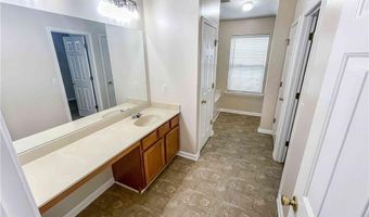 6205 Treeridge Dr, Acworth, GA 30101