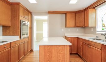 1666 Greenbrook Dr, Austell, GA 30168