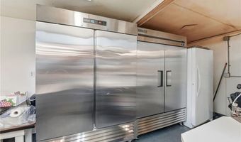 170 Franklin St, Bristol, RI 02809