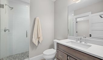3403 JOHN MARSHALL Dr, Arlington, VA 22207