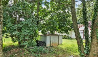 105 GIBRALTAR Rd, Reading, PA 19606