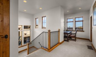 22887 Ghost Tree Ln, Bend, OR 97701