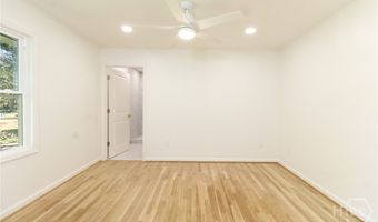 100 Williamsburg Ln, Athens, GA 30605
