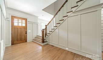 839 Drummond Ave, Charlotte, NC 28205