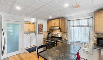 201 North St, Bath, ME 04530