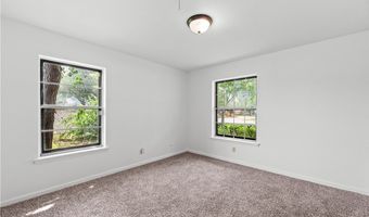 1333 Rose Dr, Alice, TX 78332
