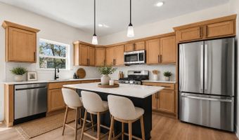 7964 Snow View Dr SE, Alto, MI 49302