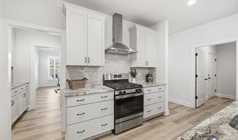 105 Axton Ln, Ashland, VA 23005