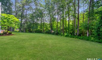 75 Hearthstone Dr, Cheshire, CT 06410