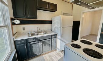 410 E Taylor Ave, Arkansas City, KS 67005