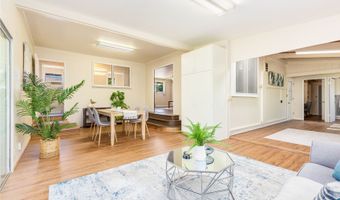 410 Kalama St D, Kailua, HI 96734