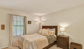 76 Bradford Ct, Aberdeen, NJ 07747