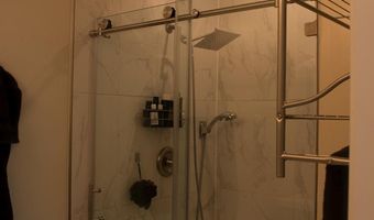 422 60TH St NE, Washington, DC 20019