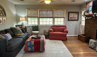 102 Mockingbird Ln, Arkadelphia, AR 71923