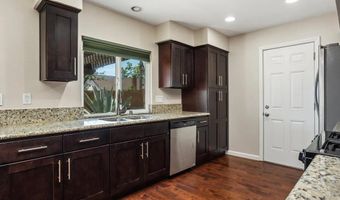 1561 Oak Hill Dr, Escondido, CA 92027