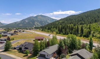 404 SNAKE RIVER Dr, Alpine, WY 83128