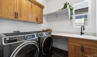 2388 S Trapper Pl, Boise, ID 83716