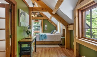 155 Sweeney Ln, Cambridge, VT 05464