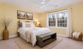 132 Codfish Hill Rd, Bethel, CT 06801