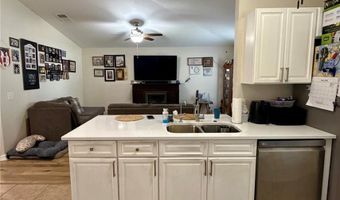 313 OAK St, Auburndale, FL 33823