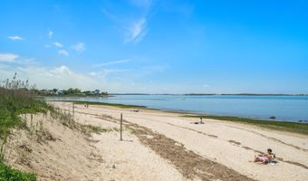 50 0 Indian Trl, Barnstable, MA 02630