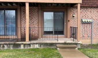 120 Charter Oaks Dr 1, Amherst, NY 14228