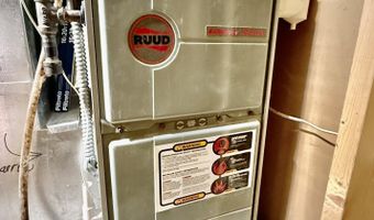 1522 N 20th St, Aberdeen, SD 57401