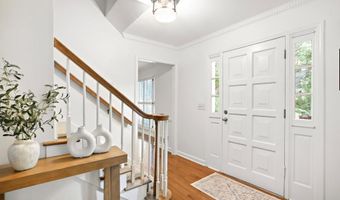 5165 Wellshire Pl, Atlanta, GA 30338