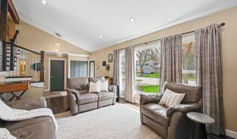 610 W Noyes St, Arlington Heights, IL 60005