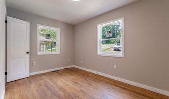 428 PINE Ln, Anniston, AL 36206