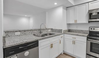 468 W PAR St 468, Orlando, FL 32804