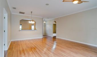 700 LAKE FRANCIS Dr, Apopka, FL 32712