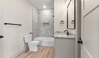 272 Community House, Barnesville, GA 30204