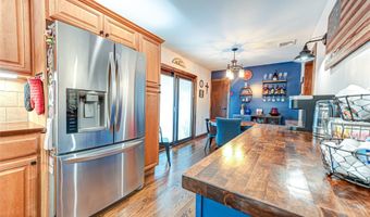 19 Buchanan Ave, Amity Harbor, NY 11701