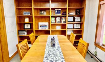 1045 Broadway, Bangor, ME 04401