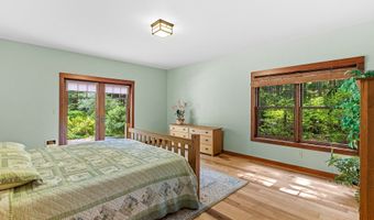56190 BULLARDS FERRY Rd, Bandon, OR 97411
