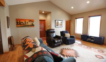 15 Helen Ln, Banner, WY 82832