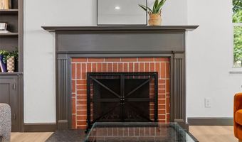 9515 Koerber Ln, Affton, MO 63123