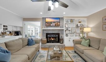 312 S Poplar Ave, Andrews, SC 29510